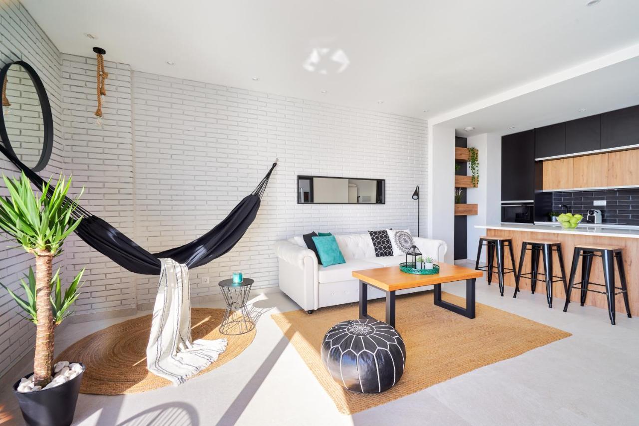 Suite Del Mar Luxury Apartment With Jacuzzi Torremolinos Exterior photo